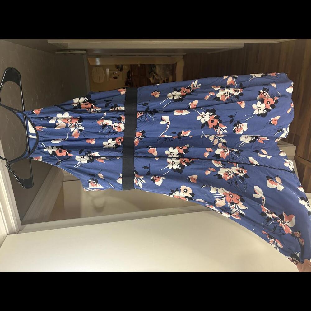 Pre loved Loft Women’s Size 10 Floral Dress